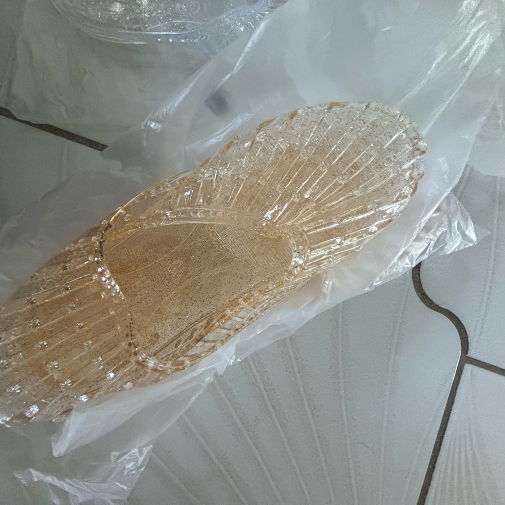 Slippers - Picture 2 of 2